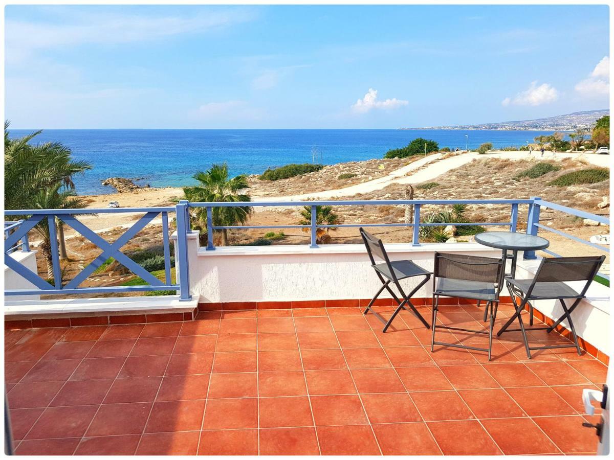 Sea Front Villa Vera Klorakas Bagian luar foto