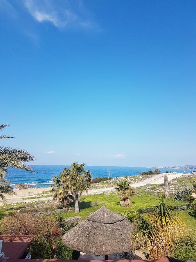 Sea Front Villa Vera Klorakas Bagian luar foto